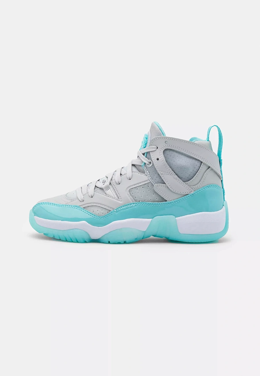 Фото № 4 с приближением к товару «‎WMNS JUMPMAN TWO TREY»