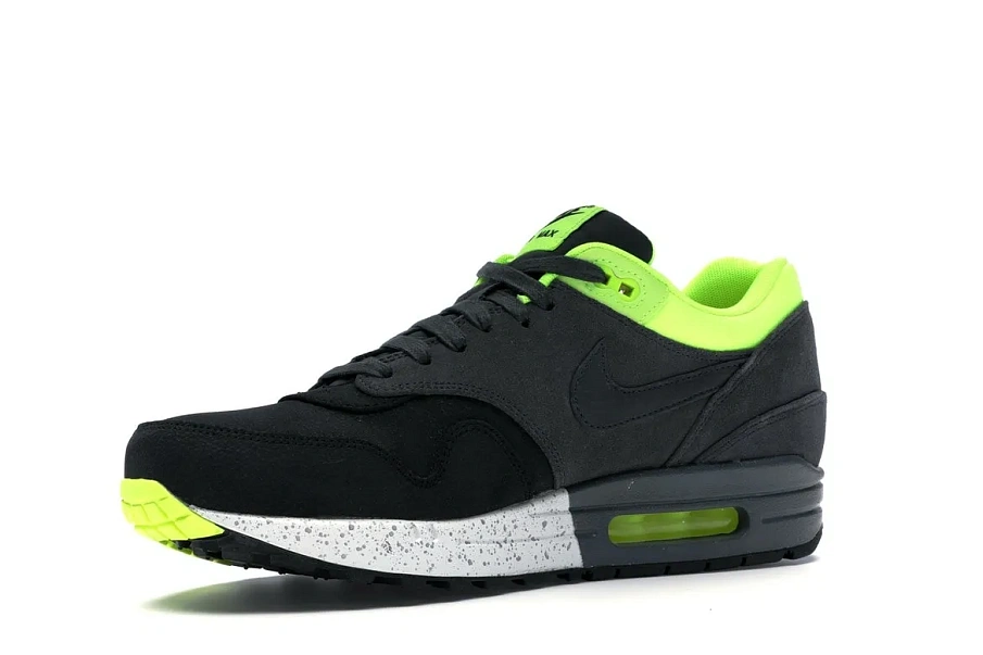 Фото № 4 с приближением к товару «‎Nike Air Max 1 Split Black Volt»