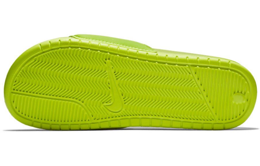 Фото № 4 с приближением к товару «‎Nike Benassi Just Do It Fluorescent Green»