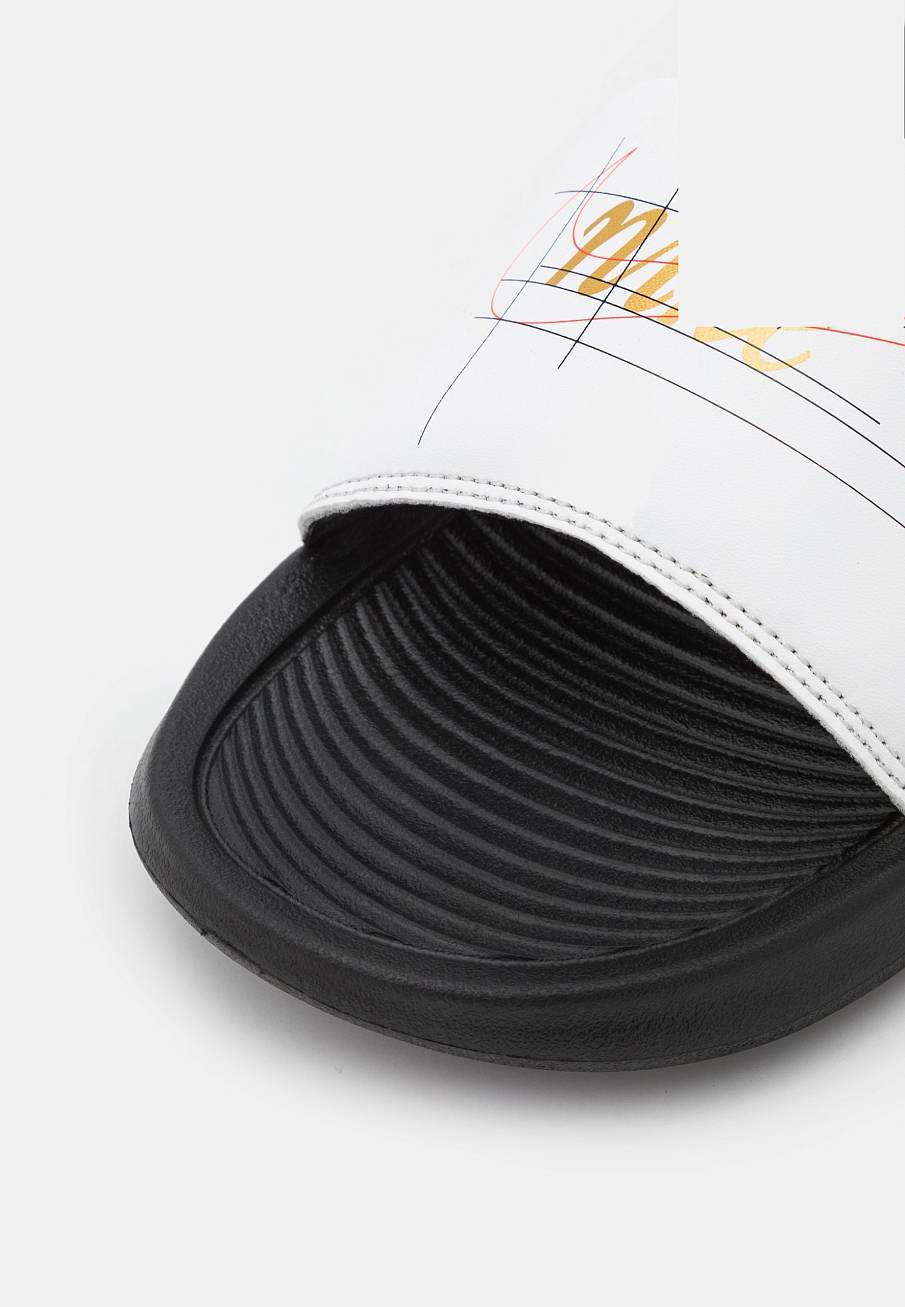 Фото № 5 с приближением к товару «‎Nike Victori One Slide Print»