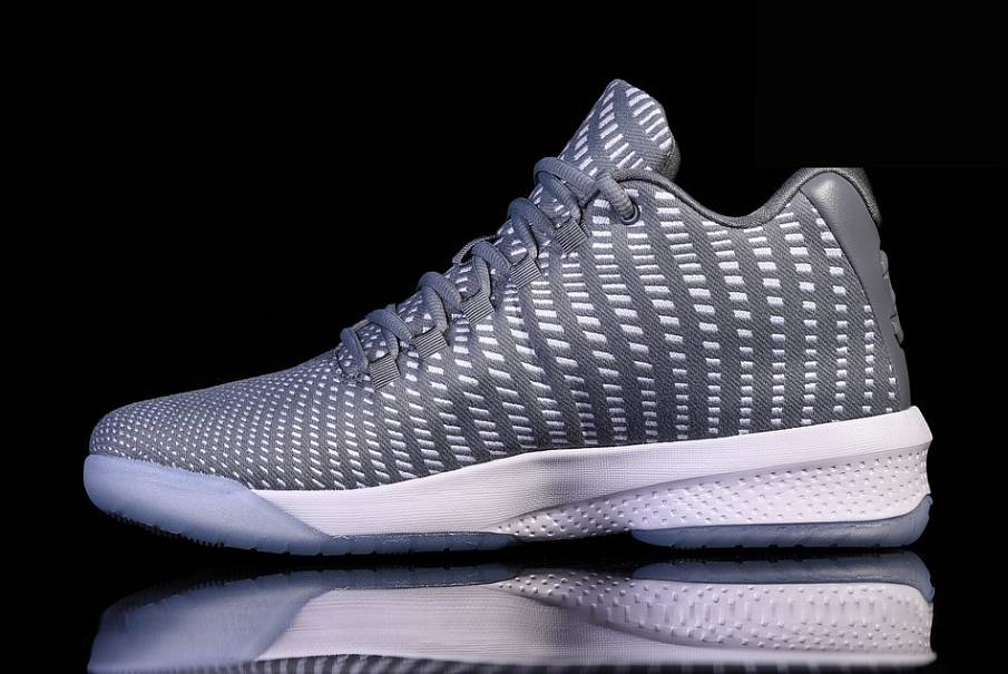 Фото № 4 с приближением к товару «‎Nike Air Jordan B. Fly Cool »