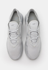 Фото № 4 с приближением к товару «‎Nike Reposto »