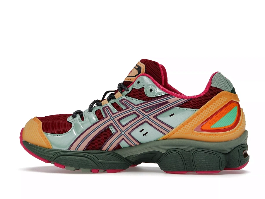 Фото № 2 с приближением к товару «‎ASICS GEL-Nimbus 9 Brain Dead Rio Red»