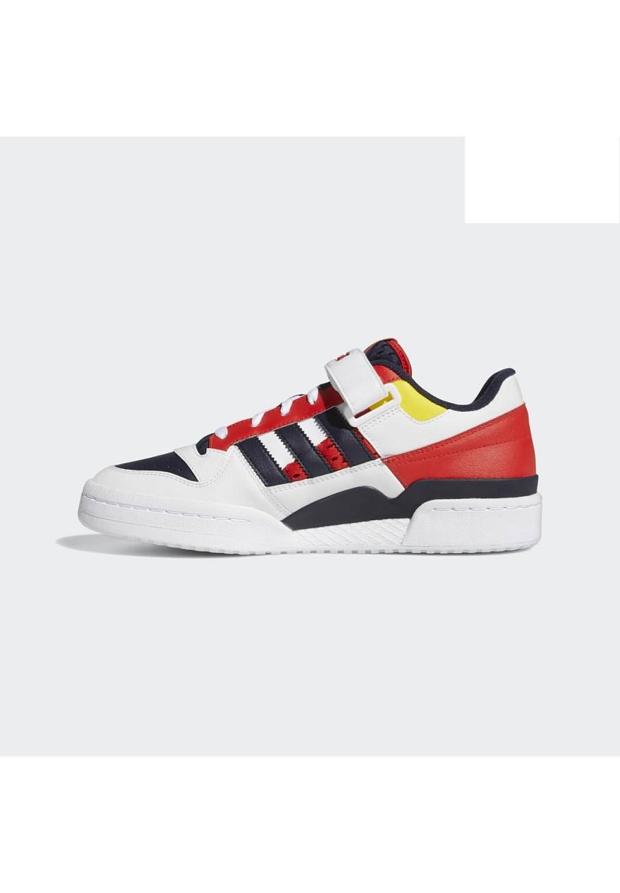 Фото № 1 с приближением к товару «‎Adidas Forum »