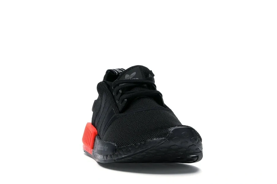 Фото № 2 с приближением к товару «‎adidas NMD R1 Core Black Solar Red»