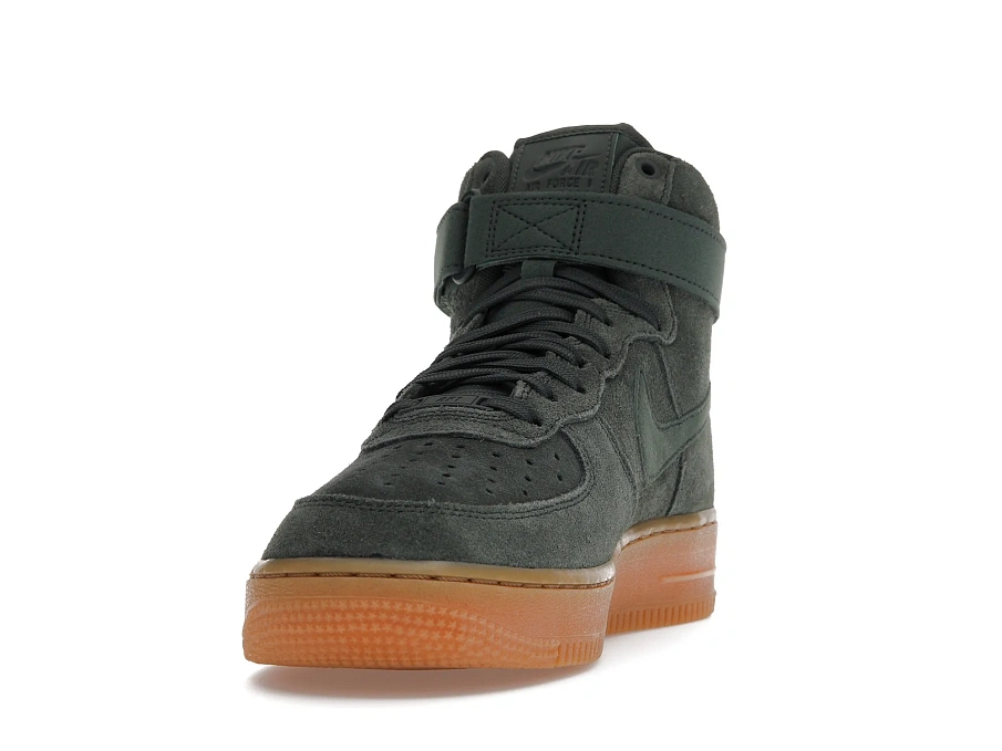 Фото № 4 с приближением к товару «‎Nike Air Force 1 High 07 LV8 Suede Vintage Green»