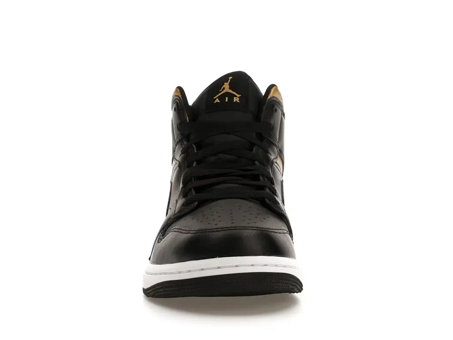 Фото № 2 с приближением к товару «‎Jordan 1 Mid»