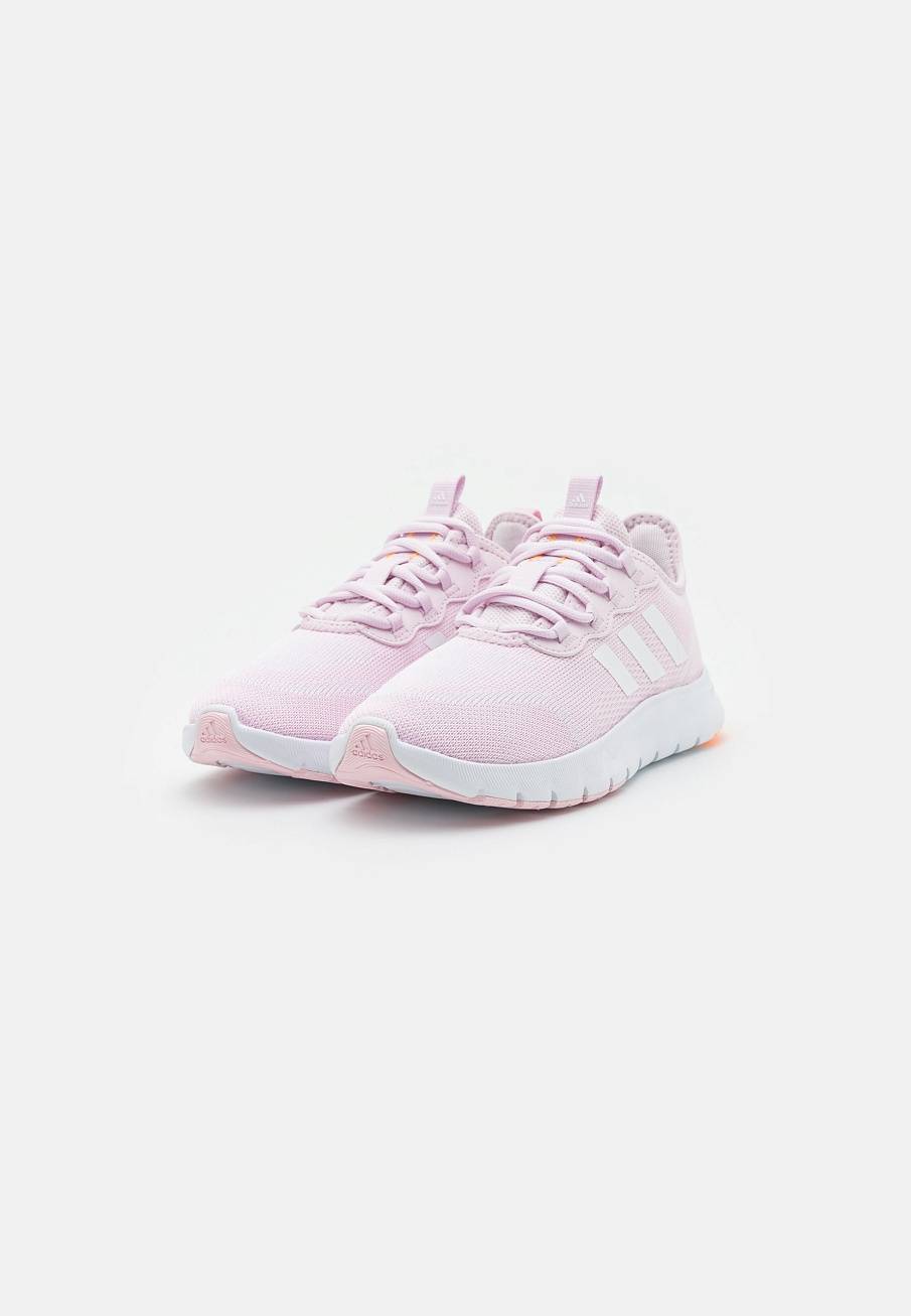 Фото № 2 с приближением к товару «‎Adidas Nario Move»
