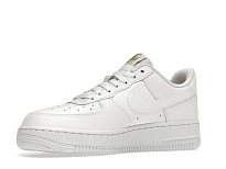Фото № 3 с приближением к товару «‎Nike Air Force 1 Low LX White Pendant »
