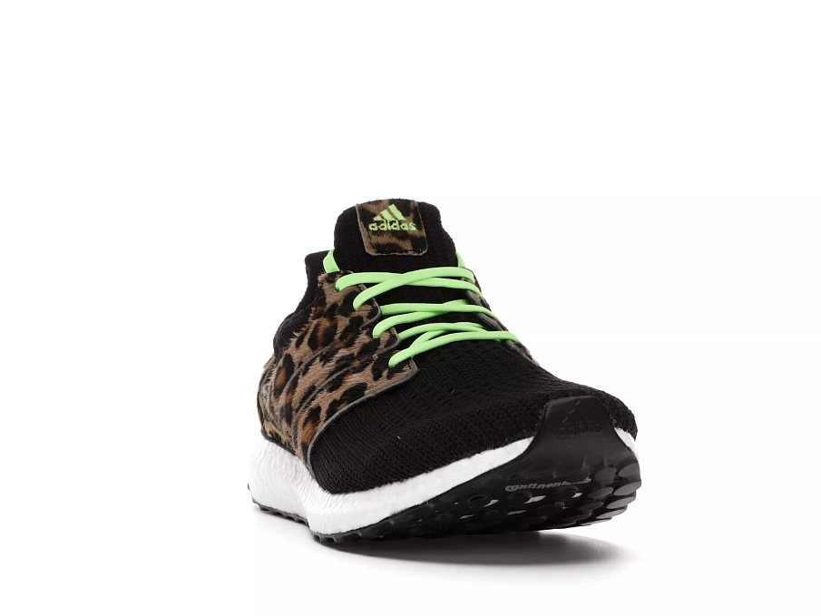 Фото № 3 с приближением к товару «‎adidas Ultra Boost DNA Leopard»