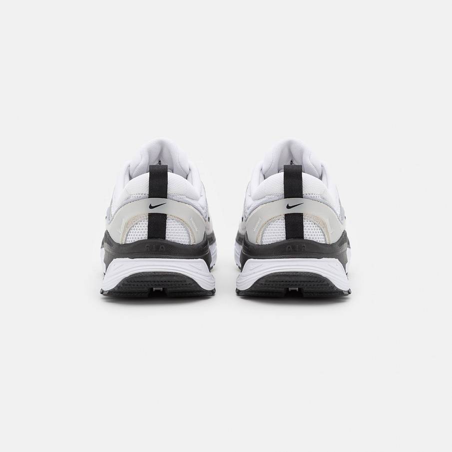 Фото № 3 с приближением к товару «‎Nike W Air Max Bliss »