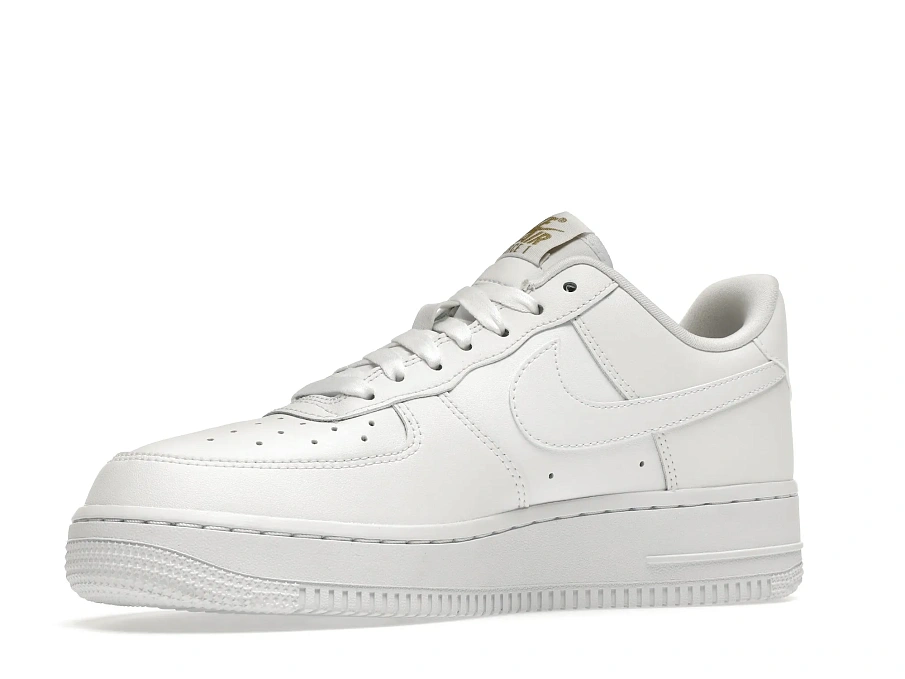 Фото № 3 с приближением к товару «‎Nike Air Force 1 Low LX White Pendant »