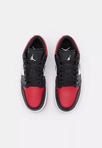 Фото № 4 с приближением к товару «‎AIR JORDAN 1»