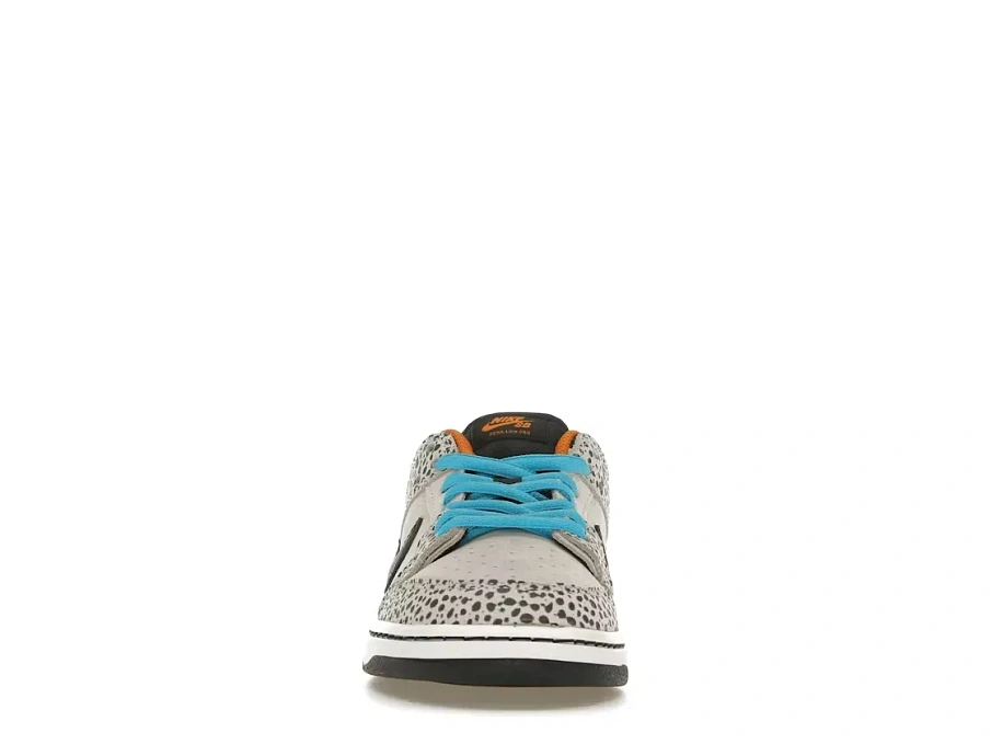Фото № 2 с приближением к товару «‎Nike SB Dunk Low»