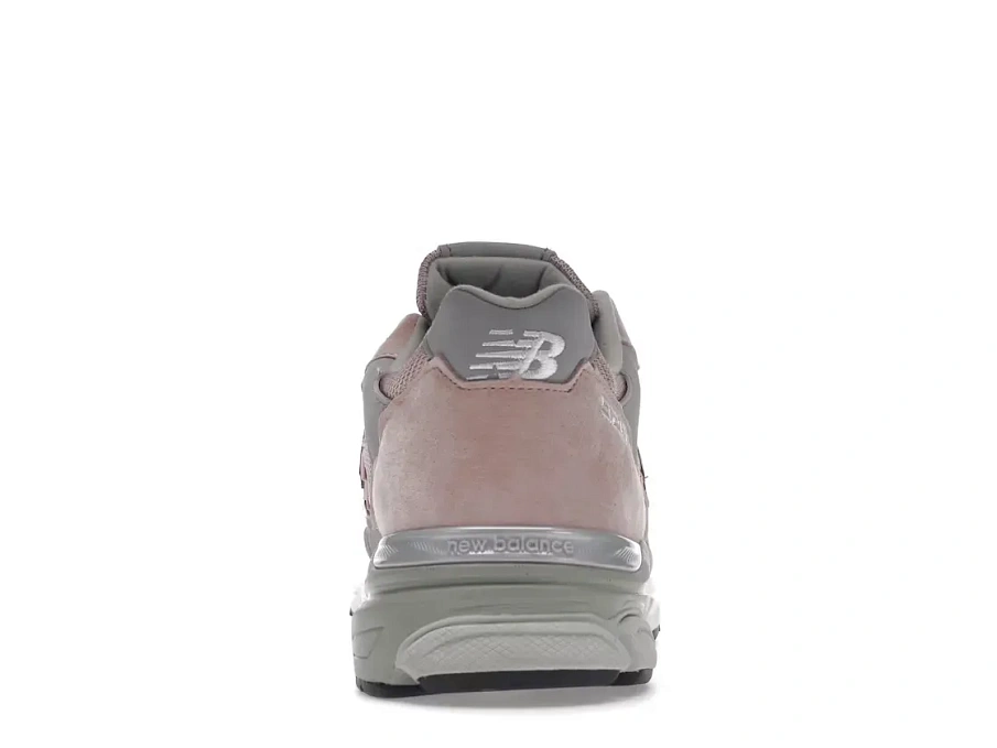 Фото № 4 с приближением к товару «‎New Balance 920 MiUK»