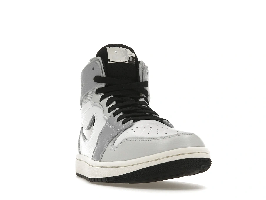 Фото № 4 с приближением к товару «‎Jordan 1 High Zoom Air CMFT 2 Chicago Womens Collective »
