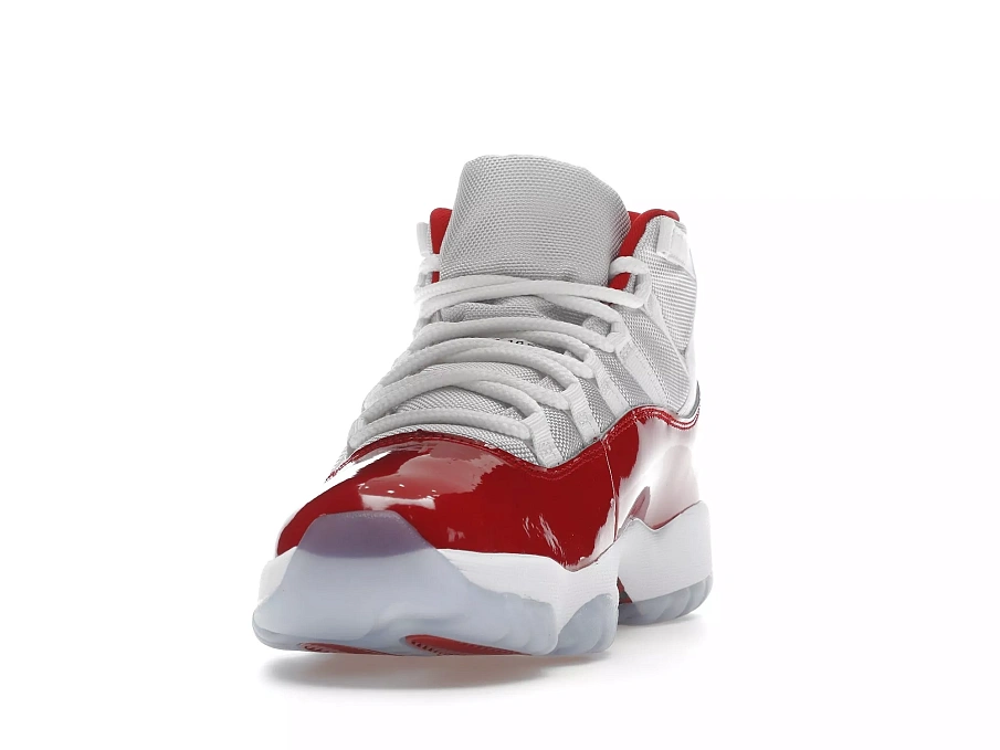 Фото № 1 с приближением к товару «‎Jordan 11 Retro Cherry (2022)»