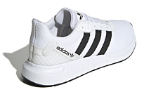 Фото № 3 с приближением к товару «‎adidas Swift Run RF Cloud White»