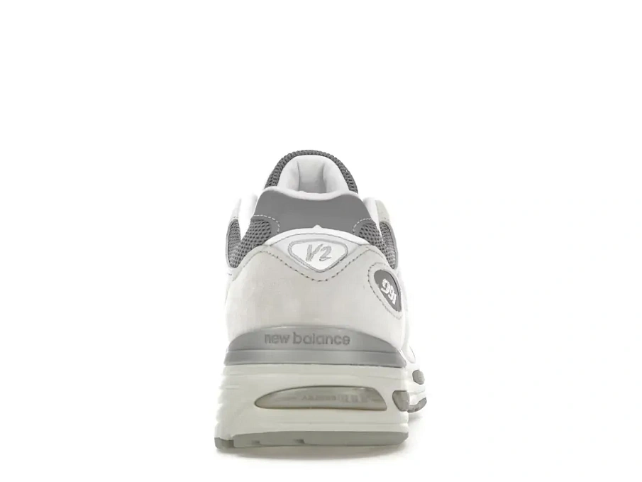 Фото № 4 с приближением к товару «‎New Balance 991v2»