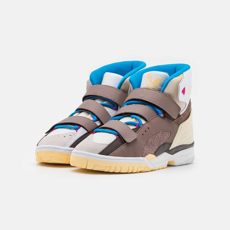 Фото № 5 с приближением к товару «‎Adidas Kid Cudi X Vadawam»