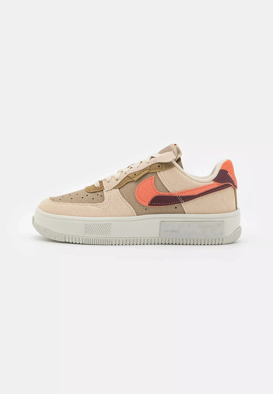 Фото № 2 с приближением к товару «‎AIR FORCE 1 FONTANKA»