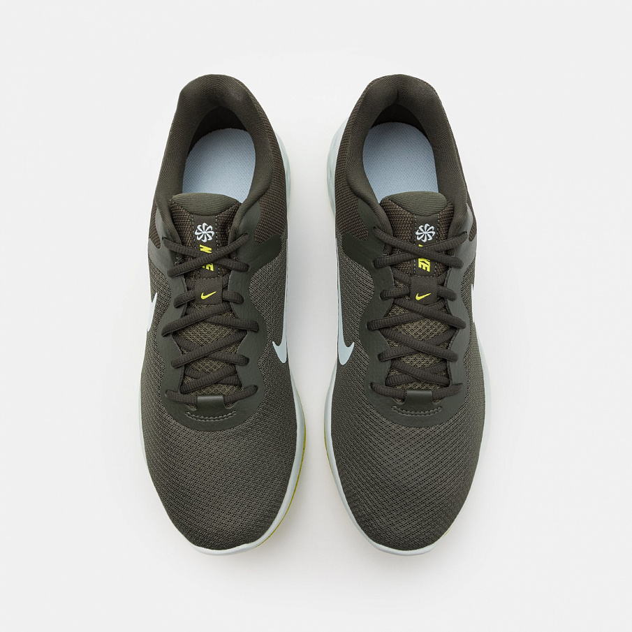 Фото № 4 с приближением к товару «‎Nike Revolution 6 »