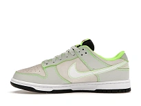 Фото № 3 с приближением к товару «‎Nike Dunk Low University of Oregon PE (2023)»