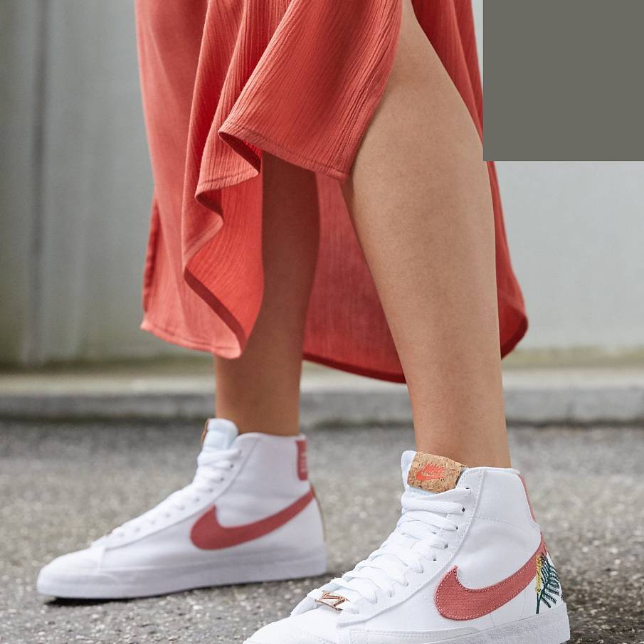 Фото № 5 с приближением к товару «‎Nike Blazer ’77 »