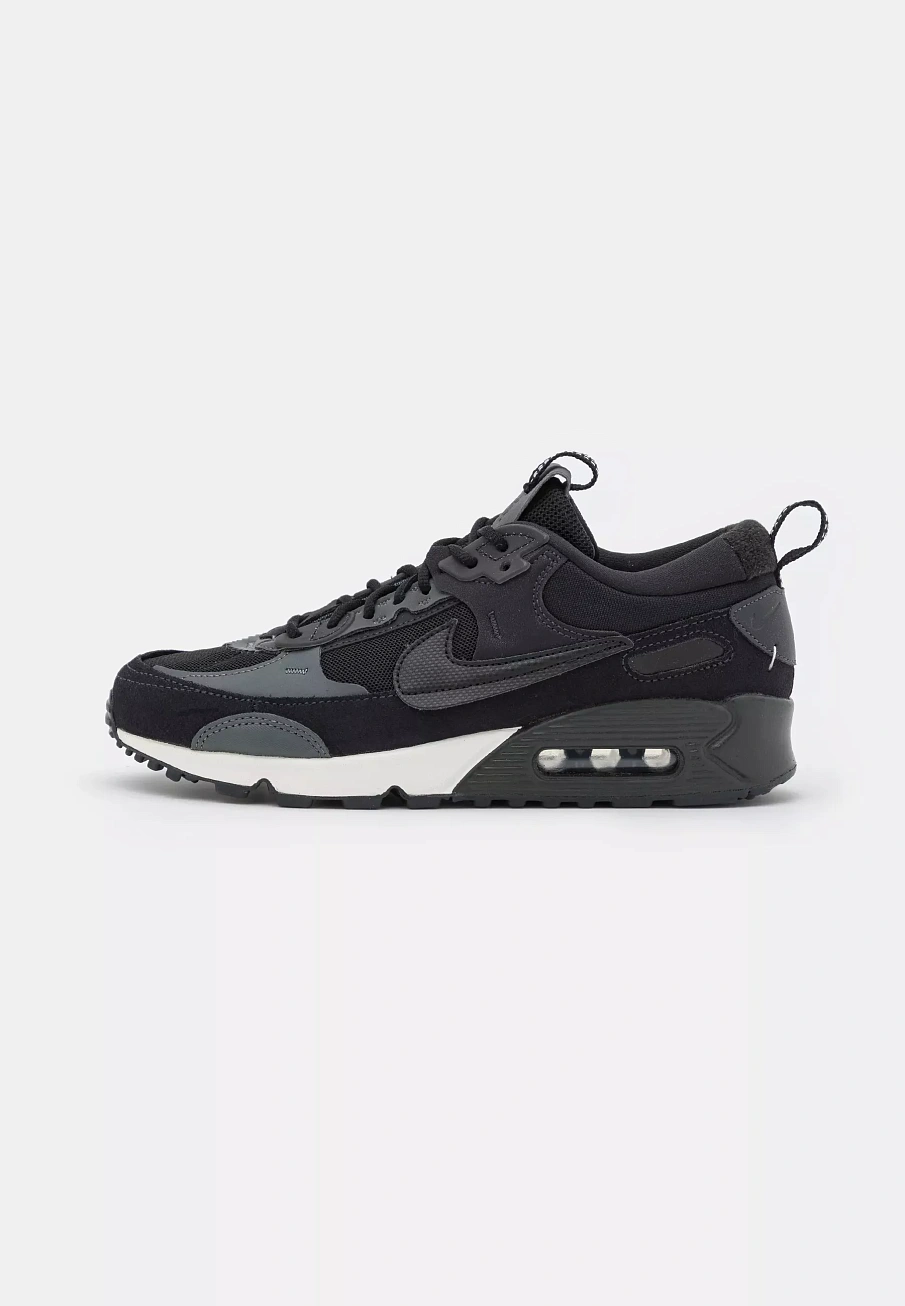 Фото № 2 с приближением к товару «‎W AIR MAX 90 FUTURA»