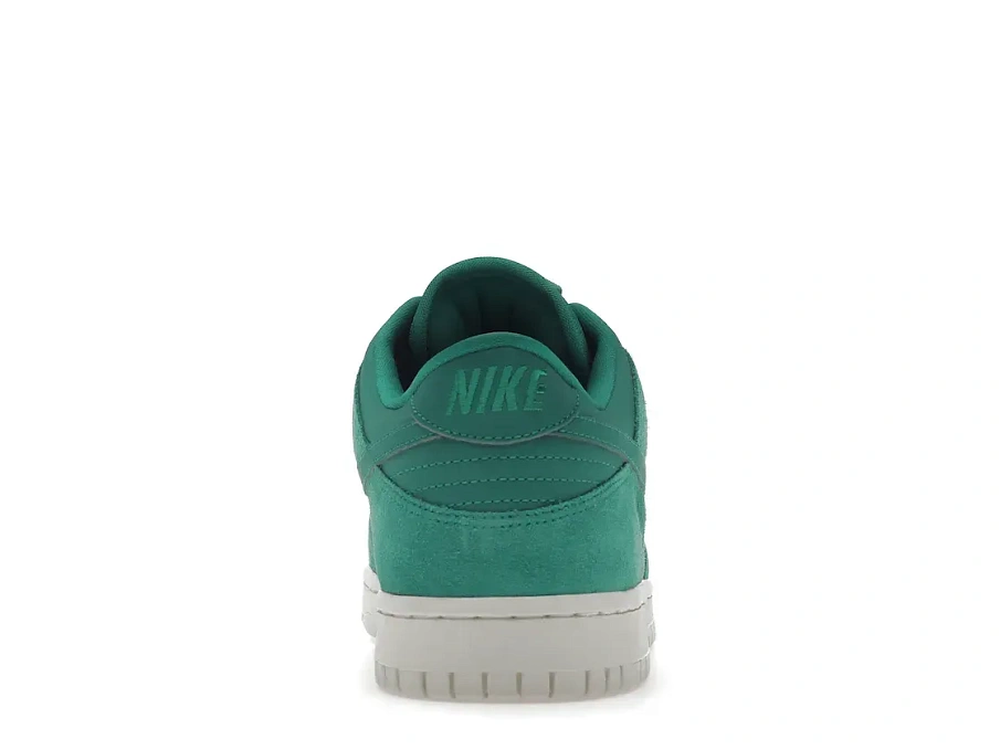 Фото № 4 с приближением к товару «‎Nike Dunk Low Neptune Green»