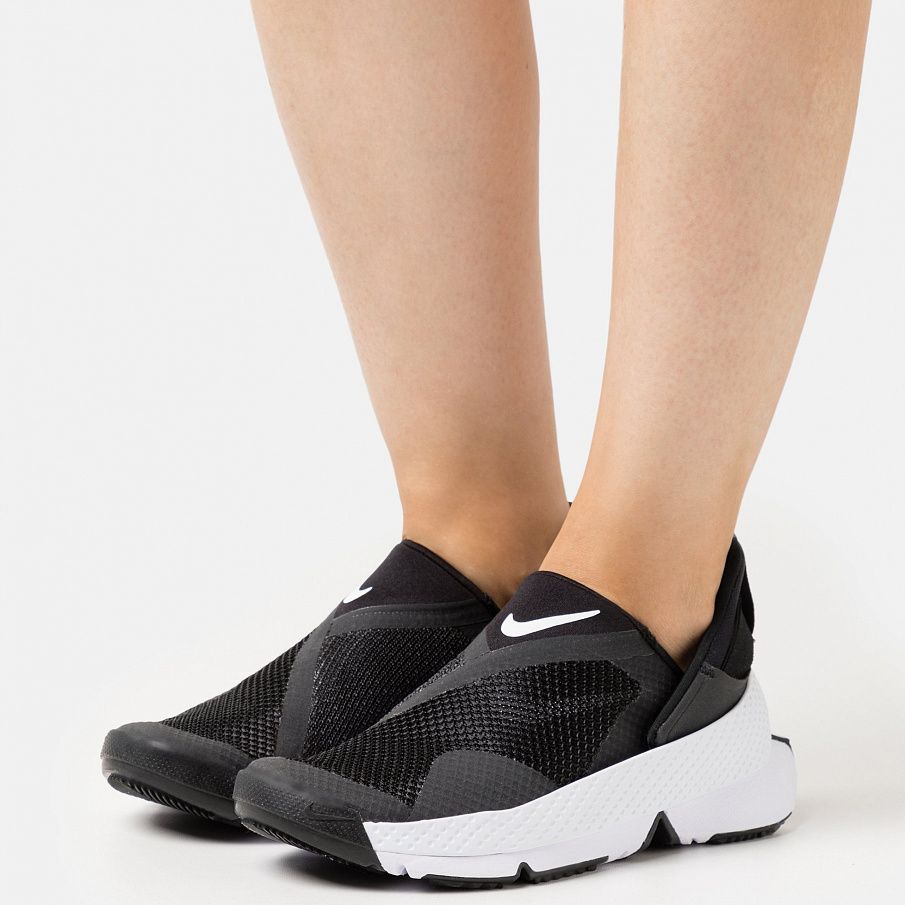 Фото № 2 с приближением к товару «‎Nike GO Flyease »