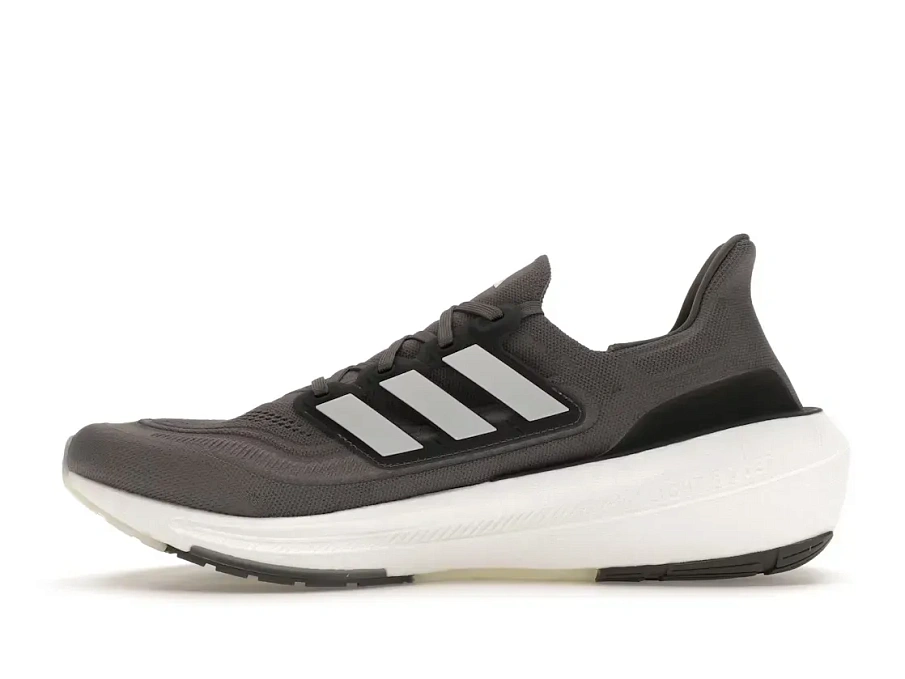 Фото № 3 с приближением к товару «‎adidas Ultra Boost Light»