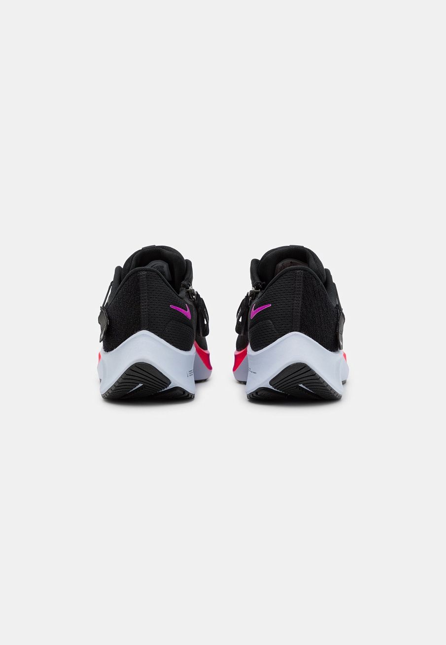 Фото № 3 с приближением к товару «‎Nike Air Zoom Pegasus 38 Flyease»