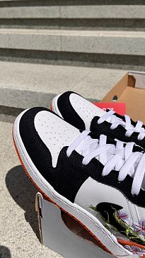 Фото № 4 с приближением к товару «‎Air Jordan 1 Mid Starfish Floral»