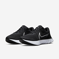 Фото № 4 с приближением к товару «‎ Nike React Infinity Run Flyknit 3 Running shoes»