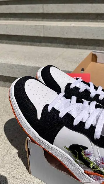 Air Jordan 1 Mid Starfish Floral - 4