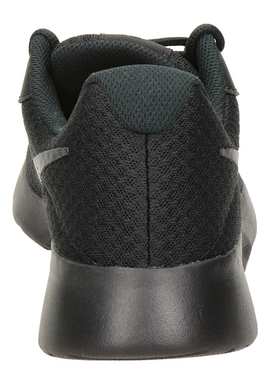 Фото № 3 с приближением к товару «‎Nike Tanjun »