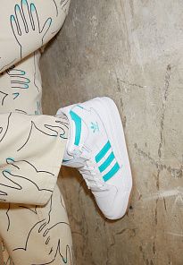Фото № 5 с приближением к товару «‎Adidas Forum »