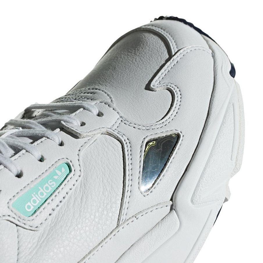 Фото № 4 с приближением к товару «‎Adidas Falcon W»