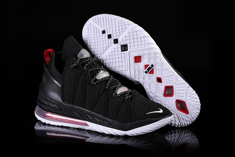 Фото № 2 с приближением к товару «‎Nike Lebron 18»