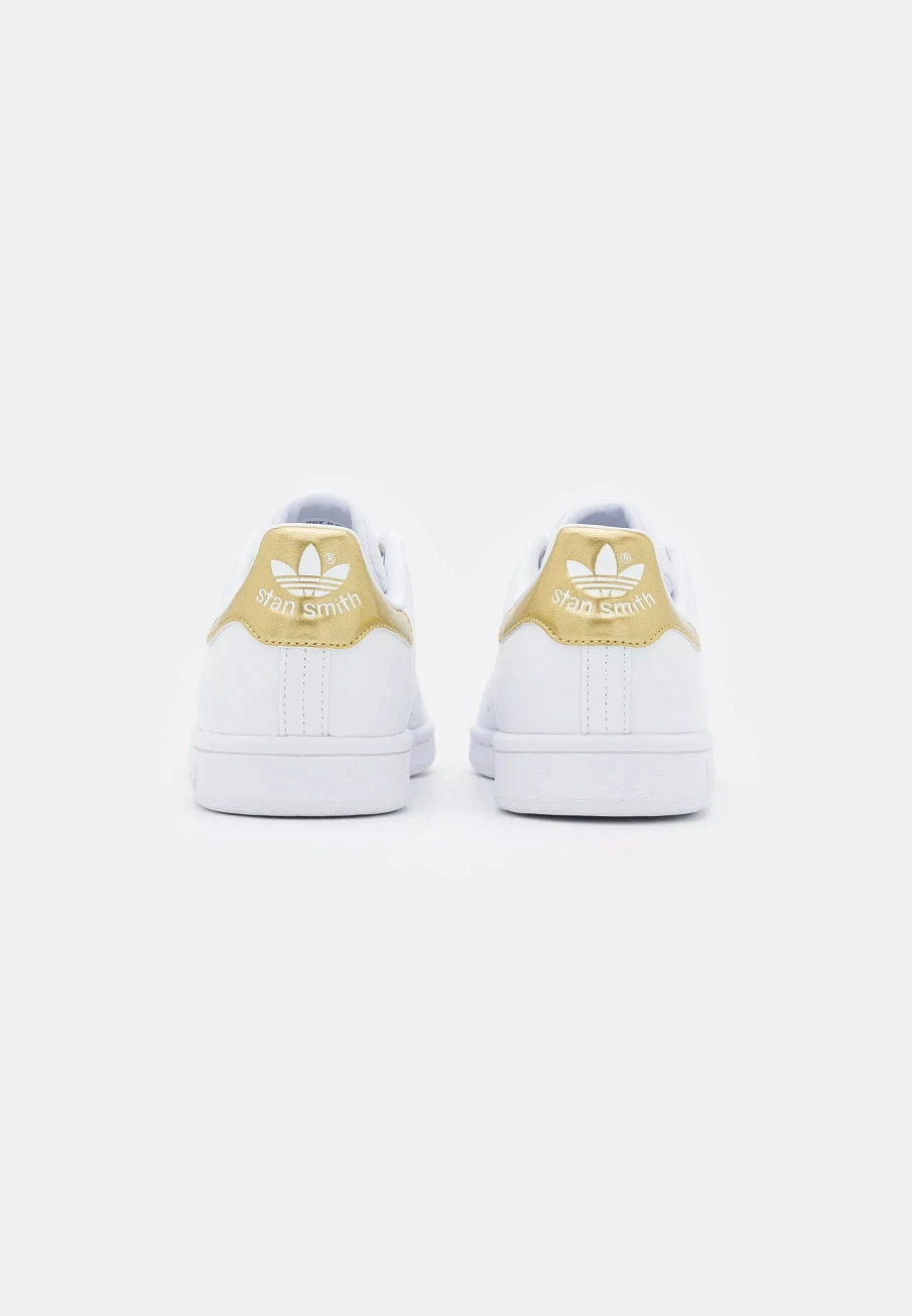 Фото № 3 с приближением к товару «‎STAN SMITH »