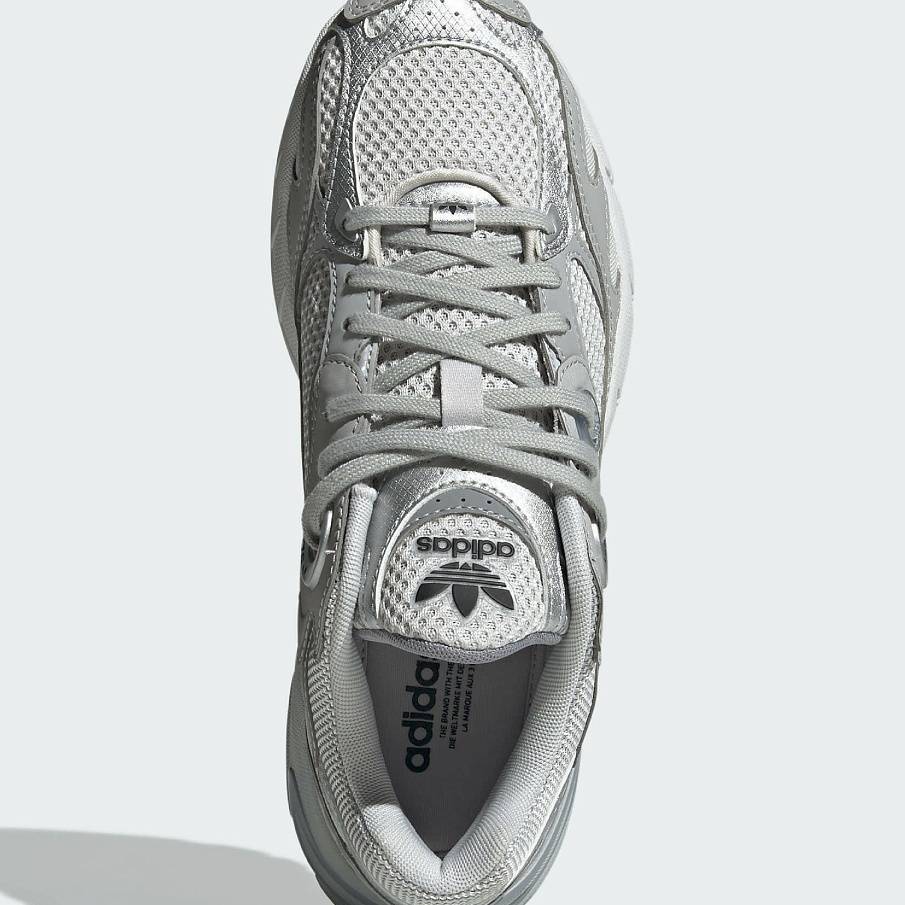 Фото № 4 с приближением к товару «‎Adidas Astir »