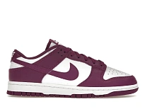 Фото № 1 с приближением к товару «‎Nike Dunk Low»