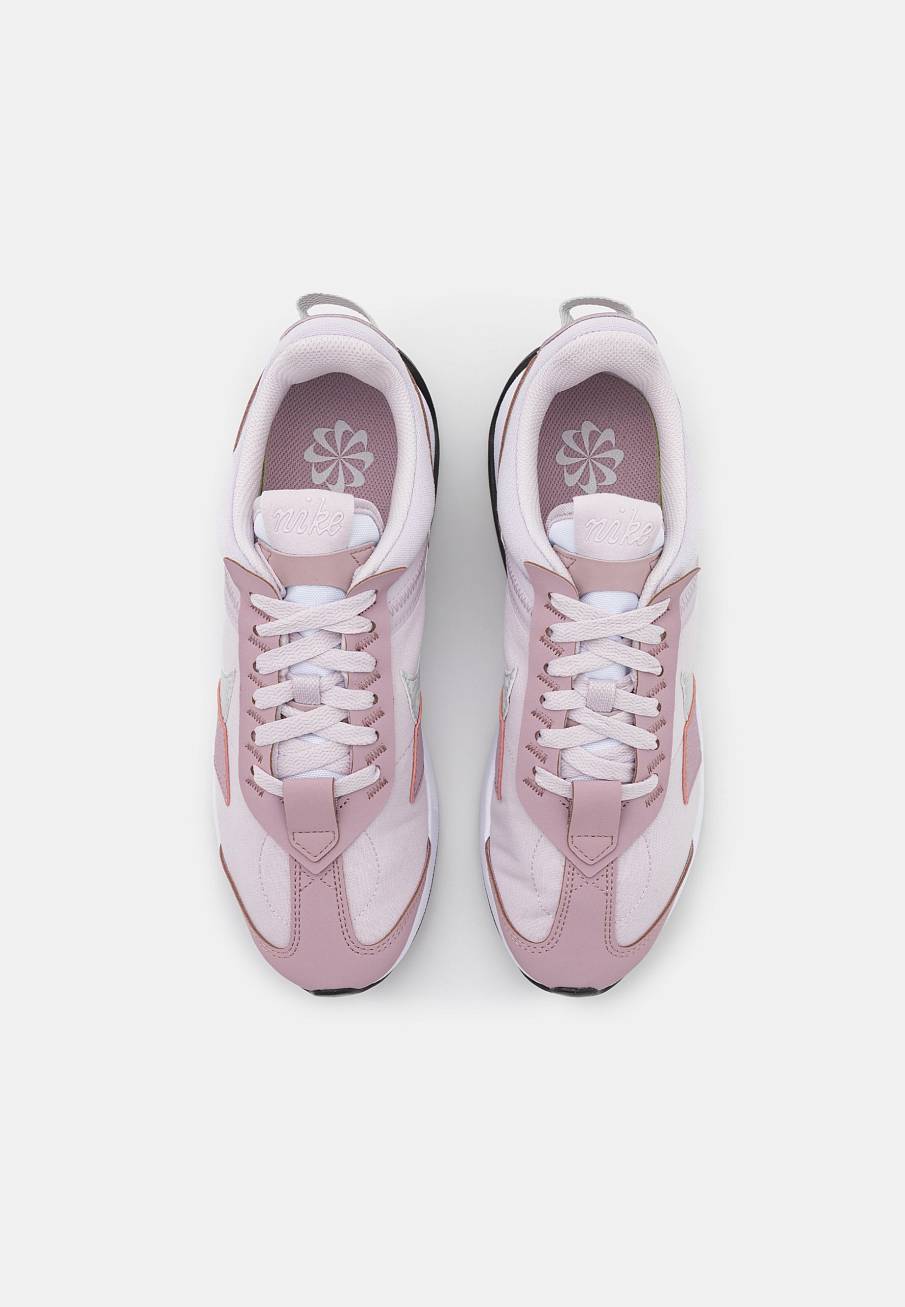 Фото № 5 с приближением к товару «‎Nike Air Max Pre-Day »