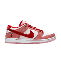 Фото № 1 с приближением к товару «‎StrangeLove x Nike Dunk Low SB Valentines Day Special Box»