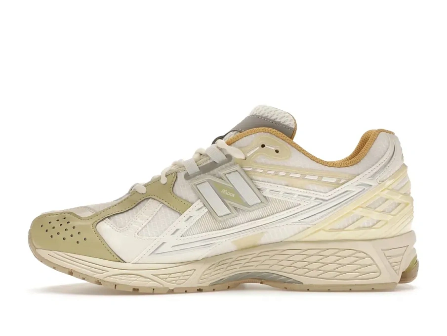 Фото № 3 с приближением к товару «‎New Balance 1906R»