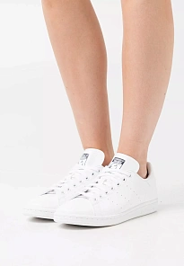 Фото № 1 с приближением к товару «‎STAN SMITH »