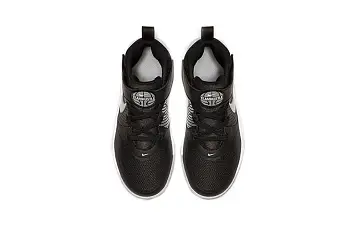 Nike Team Hustle D 9 - 4