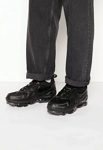 Фото № 1 с приближением к товару «‎AIR VAPORMAX EVO»