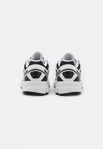 Фото № 3 с приближением к товару «‎ADIDAS ASTIR »